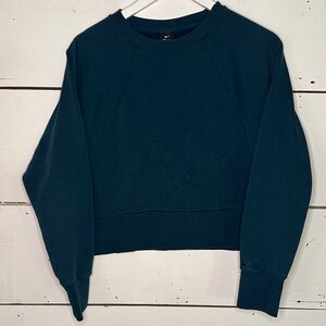 Nike Dri-Fit Get Fit Lux Women's Cropped Crewneck Sweatshirt